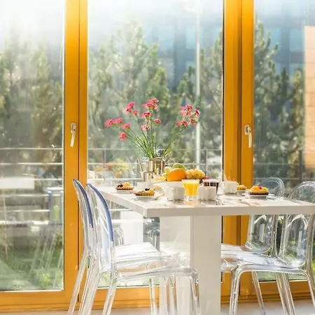 Garden Cracow- Shopping Mall 1min, Underground Parking, Family Friendly, City Center Apartament Kraków